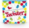 Hasbro Gaming Twister Gioco in Scatola, Include 1 Tappeto Twister, 1 Ruota e le Istruzioni, Versione 2020 in Italiano, Multicolore – B082WV8TCZ