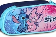 Seven Portapenne Lilo & Stitch Scuola Round Plus, Celeste e Rosa, Astuccio Ovale Con Elastici e Tasca Per Penne, Matite e Accessor, Scuola Elementare e Media, Bambina e Ragazza – B0F9B3D4DT